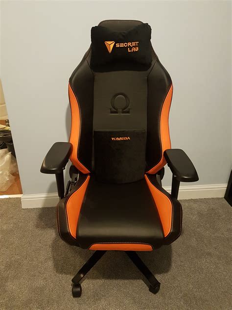 omega gaming chair review.